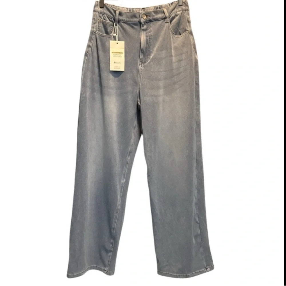 NWT Elleven Jeans Light Blue Loose Fit Straight Leg High Waisted Womens Large - Picture 15 of 16